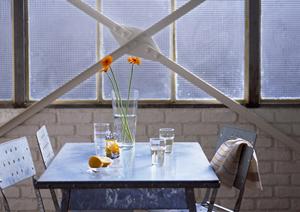 部屋の模様替え時に家具買取がおすすめ